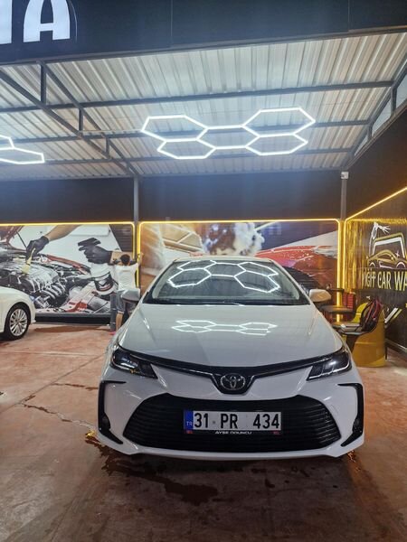 Sahibinden Toyota Corolla 1.6 Vision 2020 Model 80.000 KM Beyaz