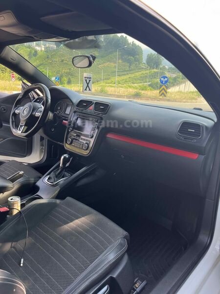 Sahibinden Volkswagen Scirocco 1.4 TSi Sportline 2011 Model Rize 238.000 KM Beyaz 2