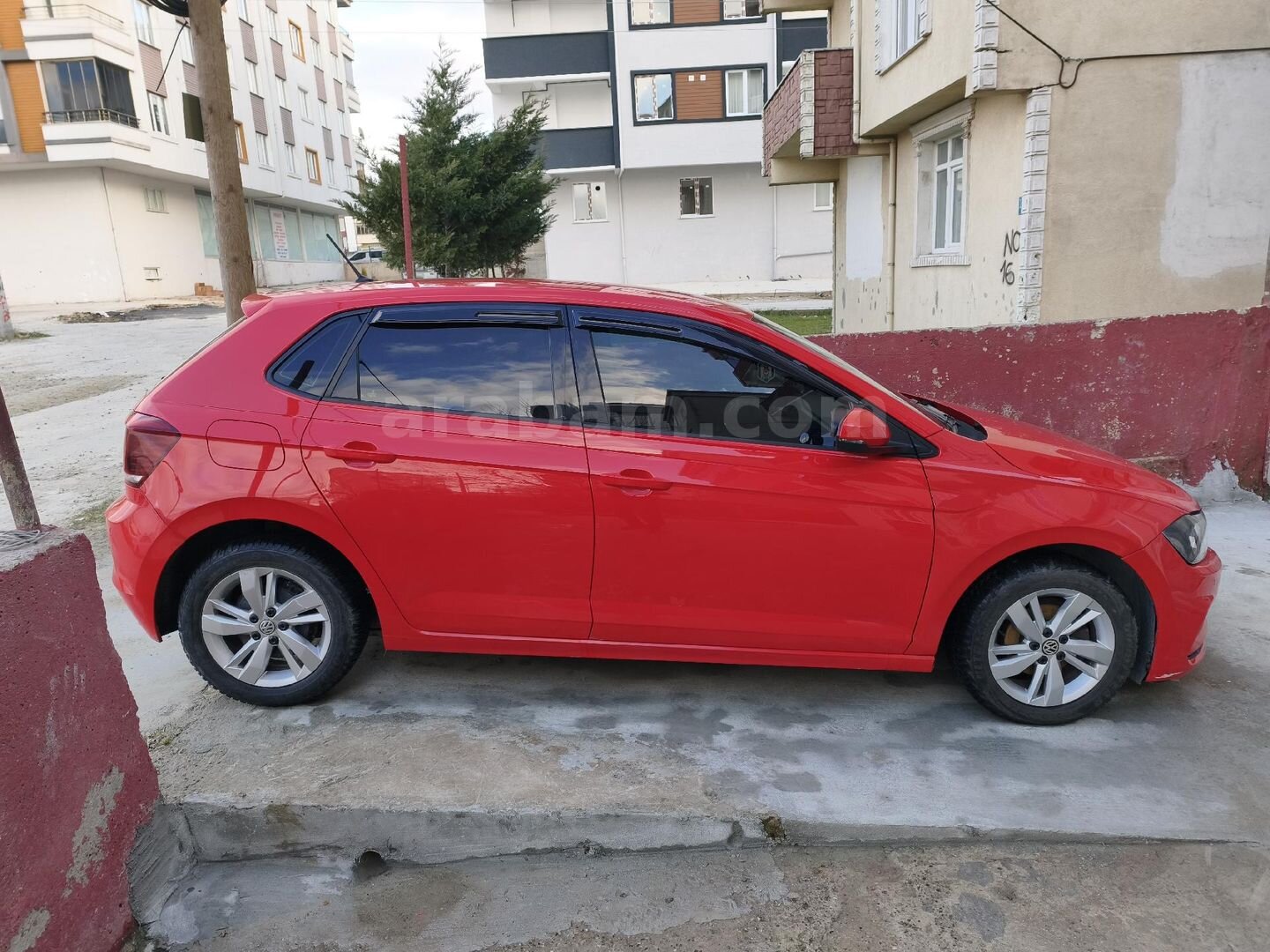 Sahibinden Volkswagen Polo 1.0 TSi Comfortline 2018 Model 225.000 KM Kırmızı 6