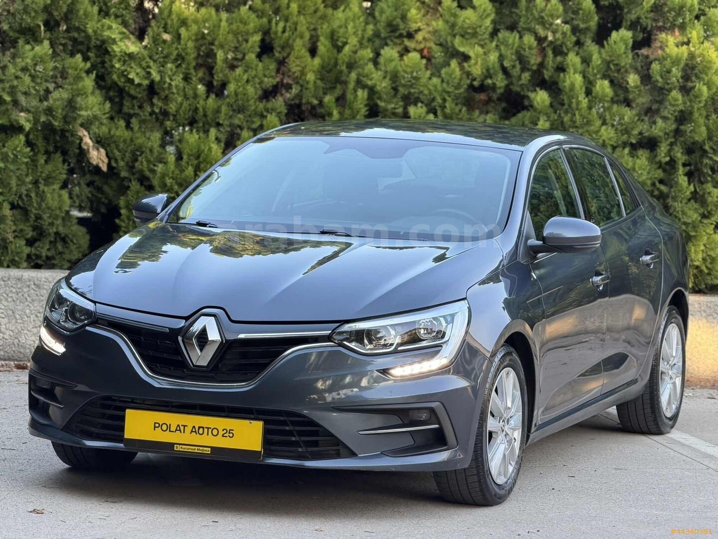 İLK ELDEN 2024 MEGANE 1.3 TCE TOUCH EDC BENZİN 140 HP 12.100 KM 6