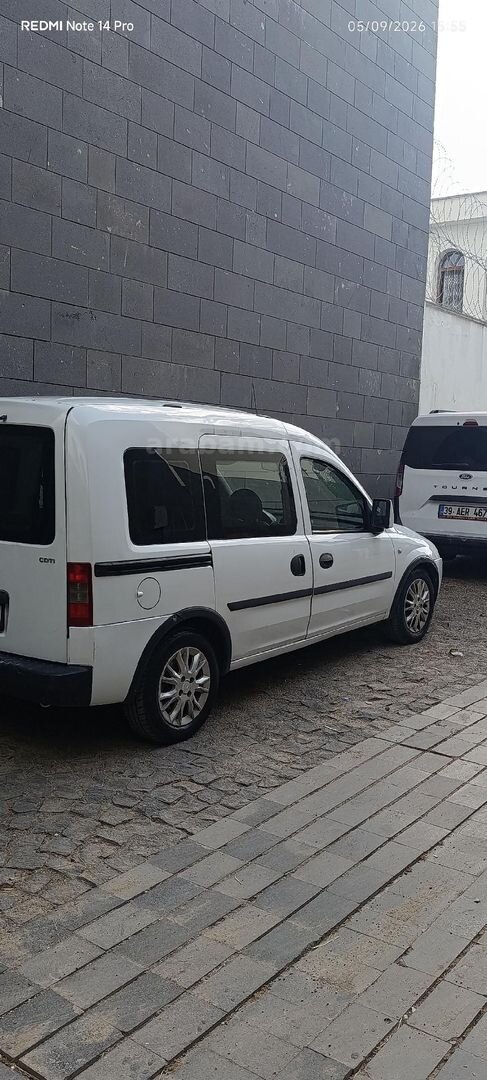 Sahibinden Opel Combo 1.3 CDTI City Plus 2011 Model 3