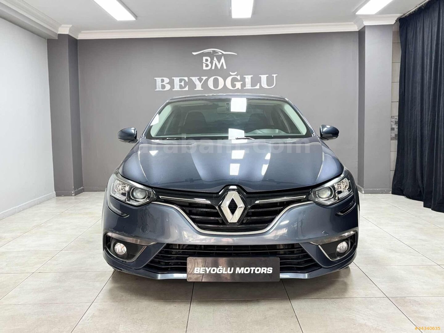 BM BEYOĞLU MOTORSTAN DÜŞÜK KM DİZEL OTOMATIK MEGANE 4 3