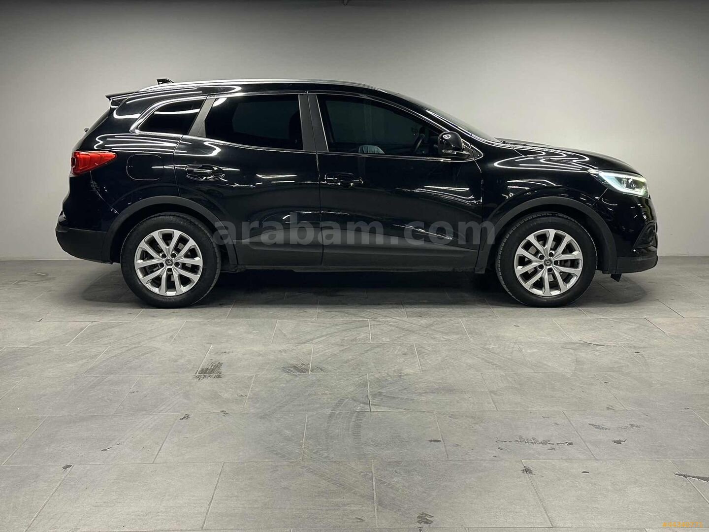 "ULTRAUTO" 2020 RENAULT KADJAR 1,3TCE TOUCH ROOF 116,000KM 5