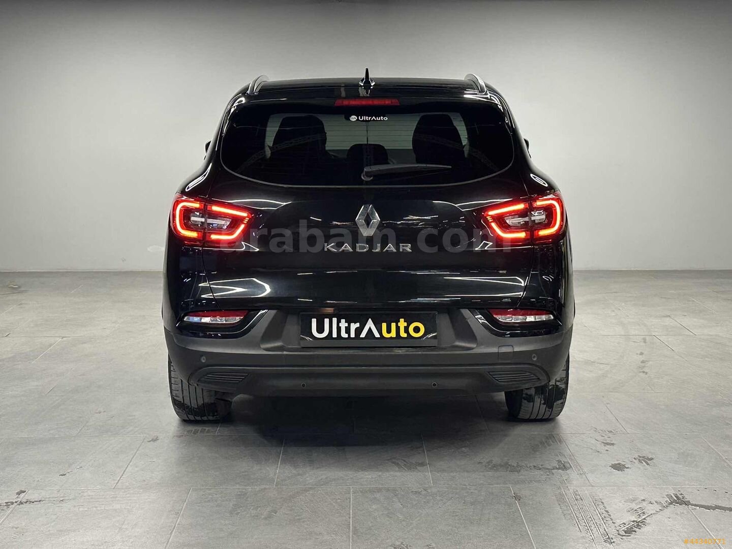 "ULTRAUTO" 2020 RENAULT KADJAR 1,3TCE TOUCH ROOF 116,000KM 7