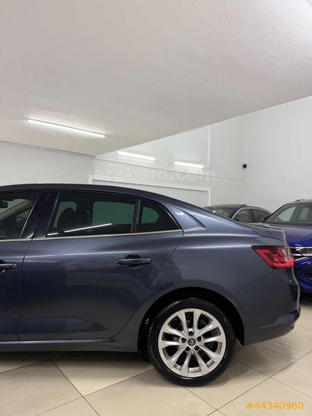 RANCAR*MEGANE 1.3TCE ICON HATASIZ BOYASIZ-YETKİLİ SERVİS-CARPLAY 7