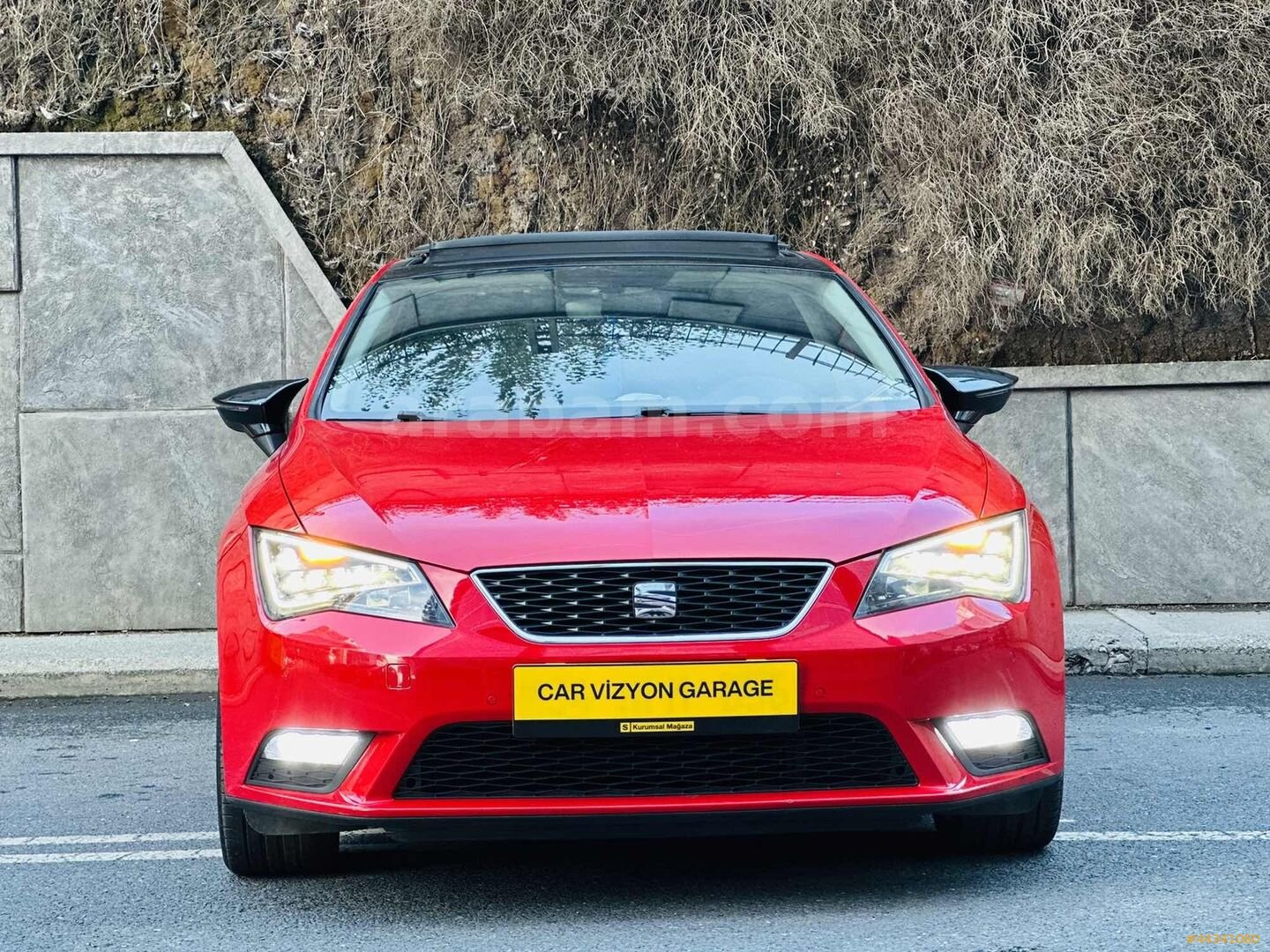CARVİZYON'DAN CAM TAVAN 172.000 KM DE OTOMATIK SEAT LEON 3