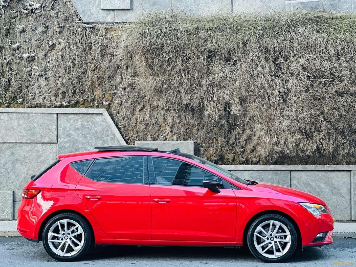 CARVİZYON'DAN CAM TAVAN 172.000 KM DE OTOMATIK SEAT LEON 7