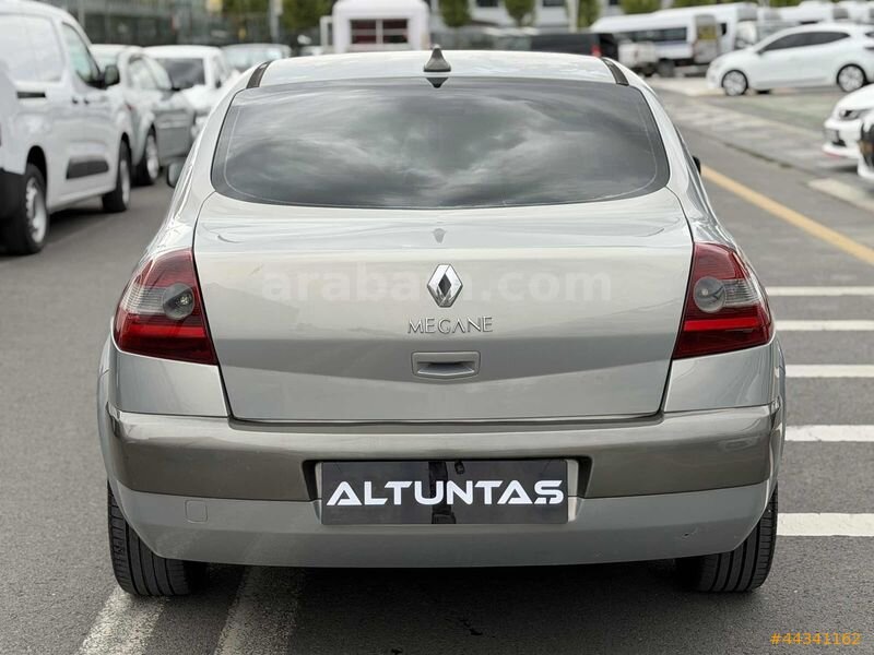 2004 MEGANE HATASIZ DEĞİŞENSİZ LPG PARÇA BOYALI 237.000 KM 6