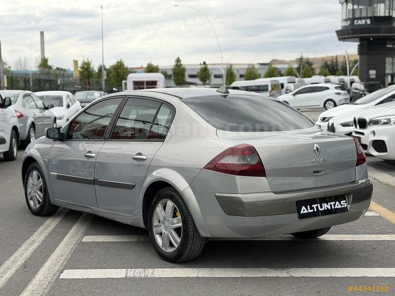 2004 MEGANE HATASIZ DEĞİŞENSİZ LPG PARÇA BOYALI 237.000 KM 7