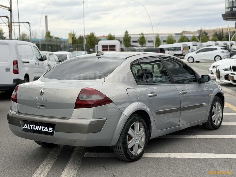 2004 MEGANE HATASIZ DEĞİŞENSİZ LPG PARÇA BOYALI 237.000 KM 5
