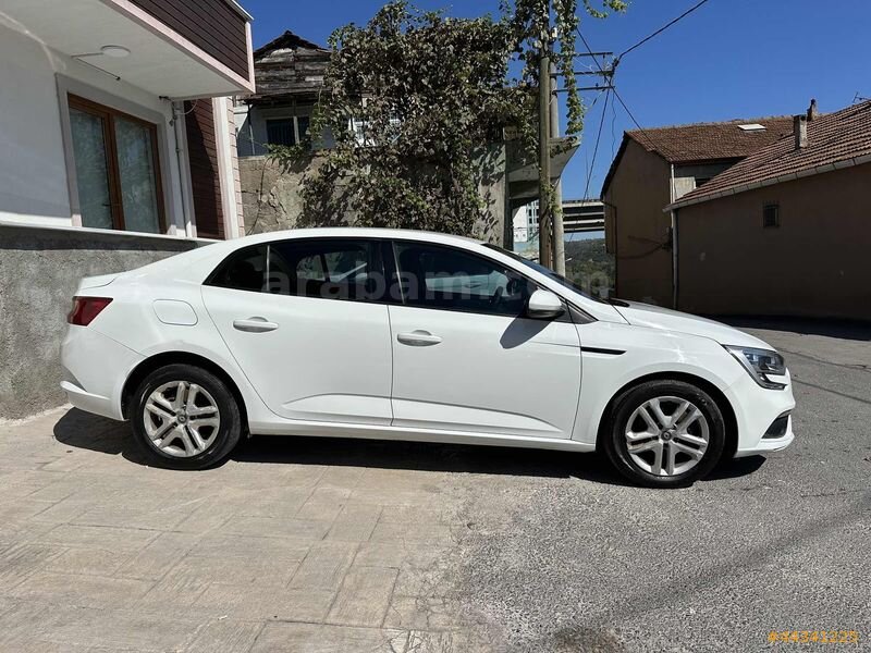 UGR AUTODAN 2020 RENAULT MEGANE 1.3 TCe JOY (OTOMATİK) DÜŞÜK KM 4