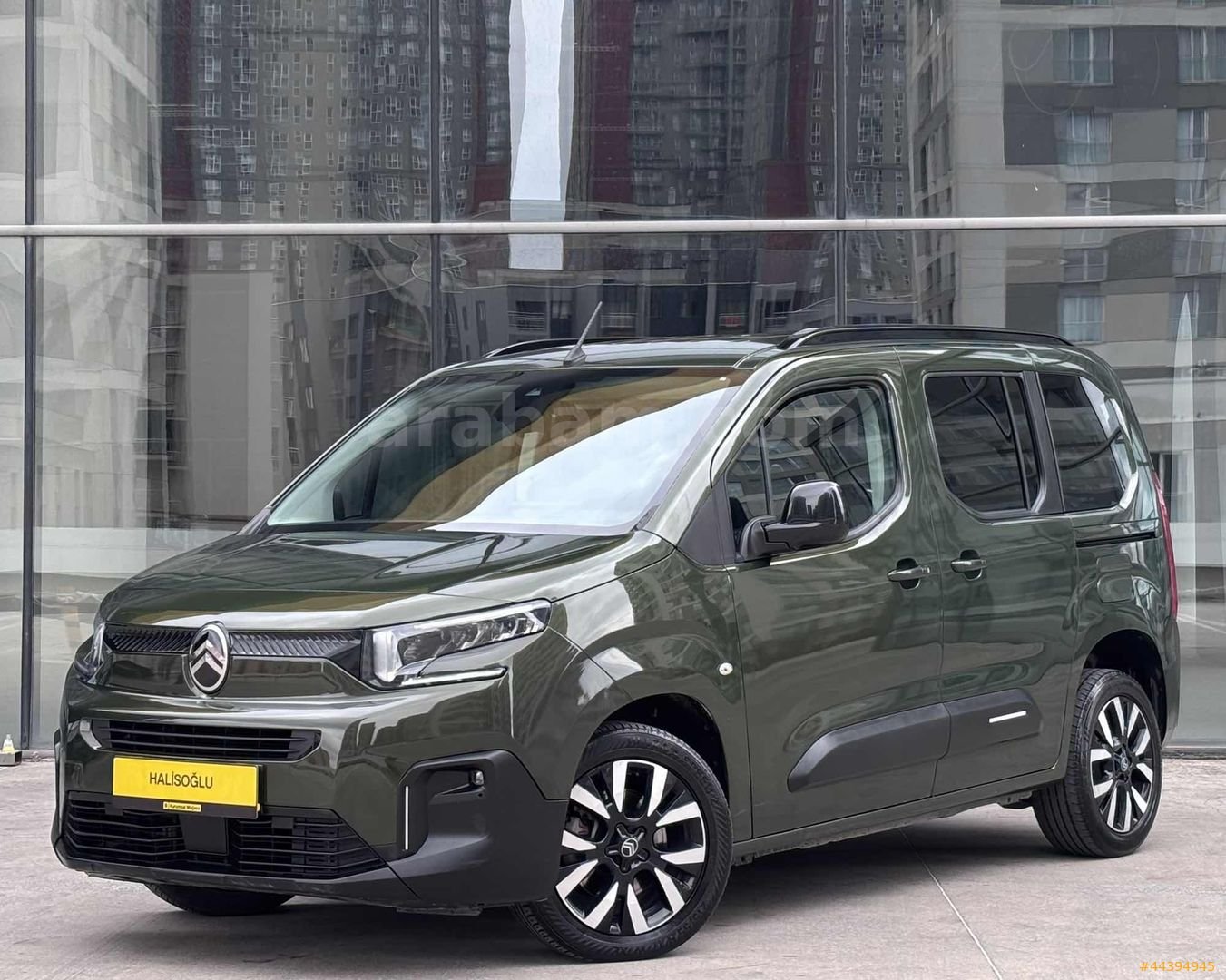 ハルリンドウページ Galeriden Citroen Berlingo 1.5 BlueHDI Feel Bold 2024 Model
