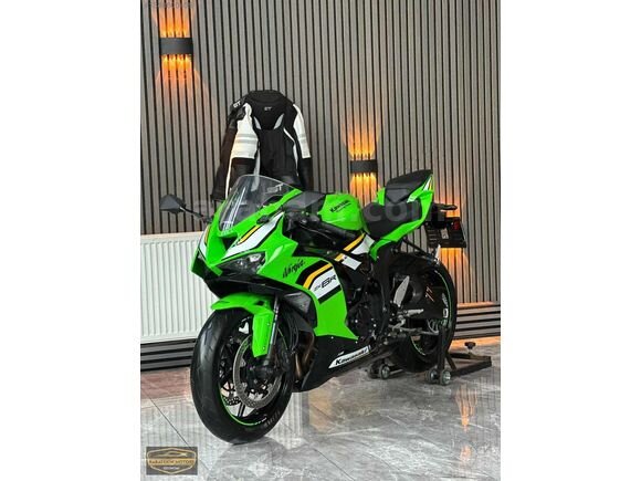 Galeriden Kawasaki Ninja ZX 6R 2025 Model Ankara 6.100 KM Yeşil
