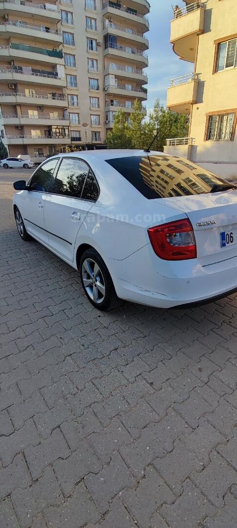 Sahibinden Skoda Rapid 1.4 TDI GreenTec Style 2016 Model Mardin 115.000 KM Beyaz 5