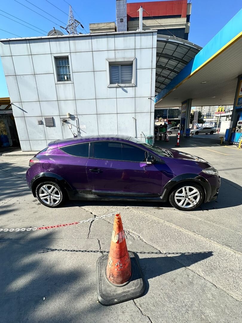 Galeriden Renault Megane 1.4 T Impressor 2011 Model İstanbul 135.000 KM Mor 4