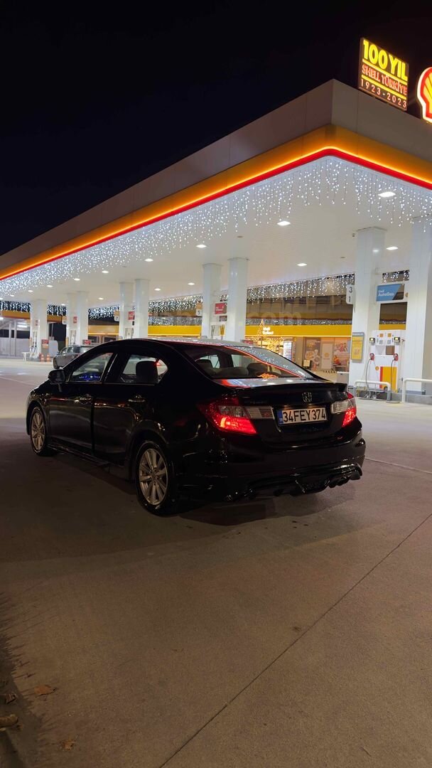 Sahibinden Honda Civic 1.6i VTEC Eco Elegance 2012 Model Kocaeli 278.000 KM Siyah 6