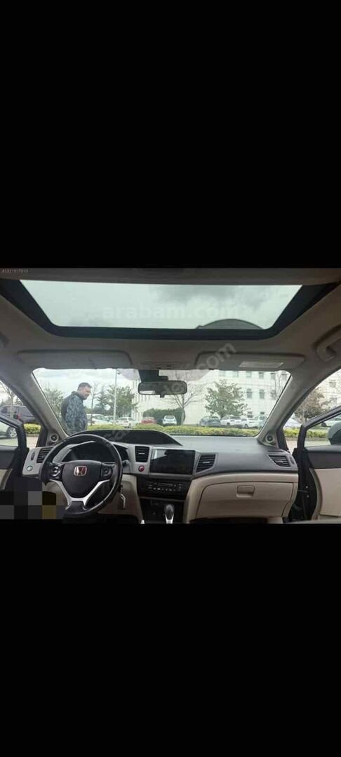 Sahibinden Honda Civic 1.6i VTEC Eco Elegance 2012 Model Kocaeli 278.000 KM Siyah 5