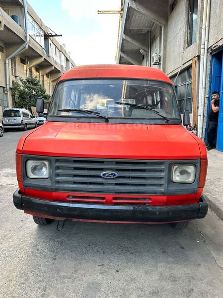 Galeriden Ford Mark 2 Transit 1978 Model İstanbul 300.000 KM Kırmızı
