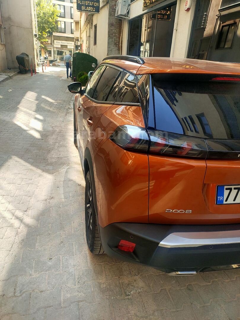 Sahibinden Peugeot 2008 1.2 PureTech Allure 2023 Model Çanakkale 76.000 KM Turuncu 5