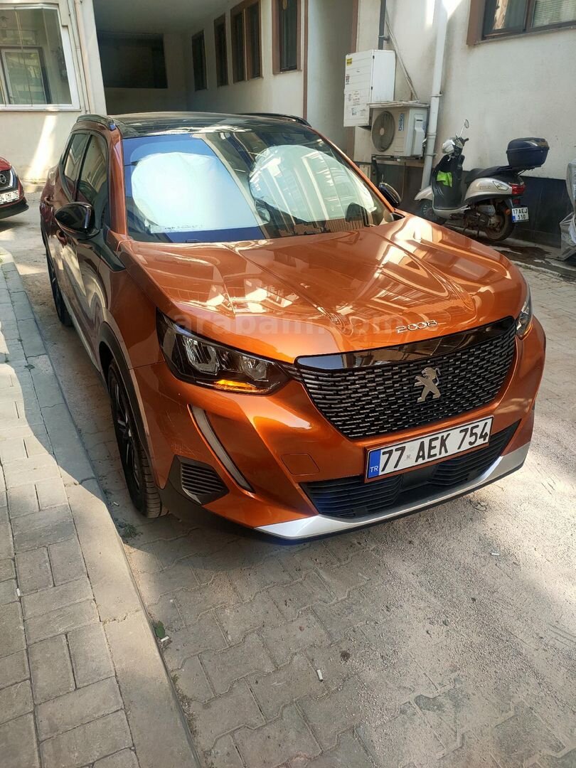 Sahibinden Peugeot 2008 1.2 PureTech Allure 2023 Model Çanakkale 76.000 KM Turuncu 3