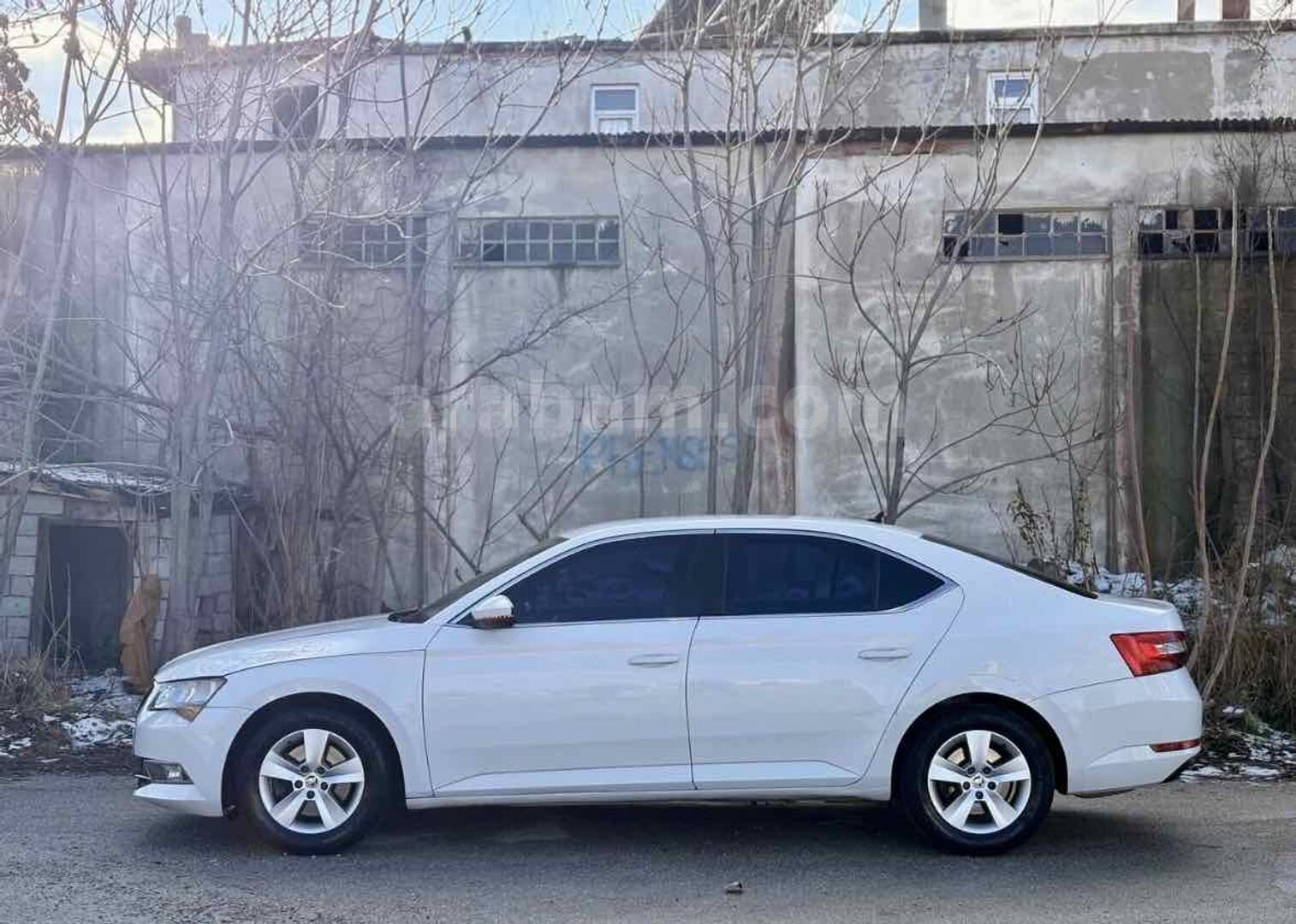 Sahibinden Skoda SuperB 1.4 TSI Prestige 2016 Model Erzincan 145.000 KM Beyaz 2