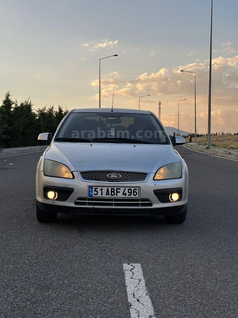 Sahibinden Ford Focus 1.6 Trend 2005 Model Niğde 280.000 KM Gri 3