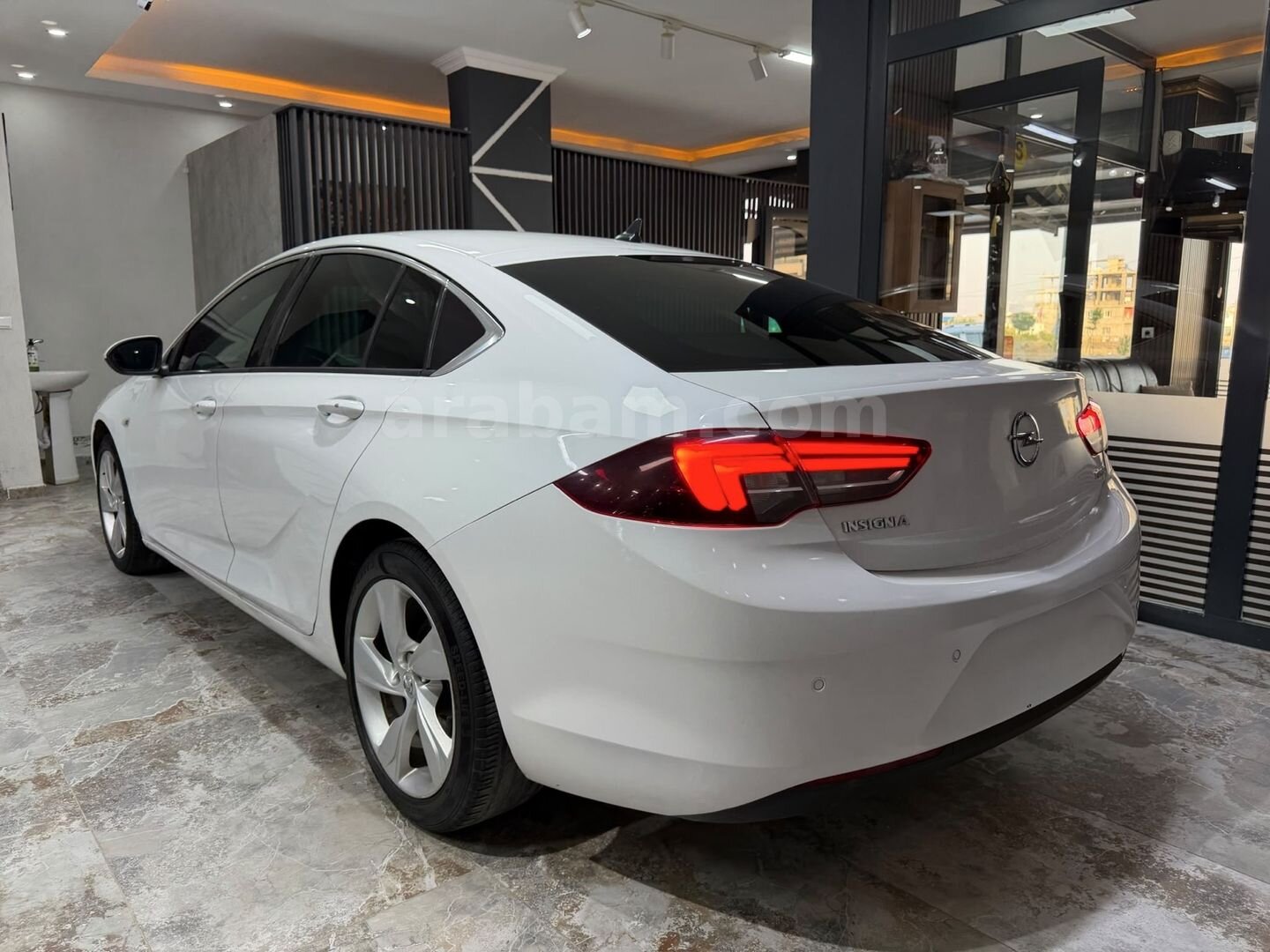 Sahibinden Opel Insignia 1.6 CDTI Design 2017 Model Şırnak 238.000 KM Beyaz 6