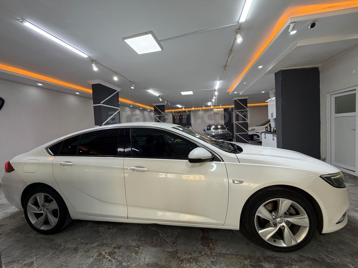Sahibinden Opel Insignia 1.6 CDTI Design 2017 Model Şırnak 238.000 KM Beyaz 7