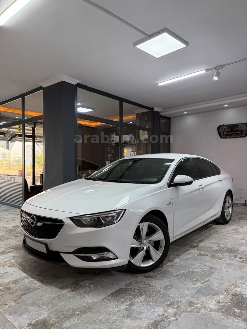 Sahibinden Opel Insignia 1.6 CDTI Design 2017 Model Şırnak 238.000 KM Beyaz 2