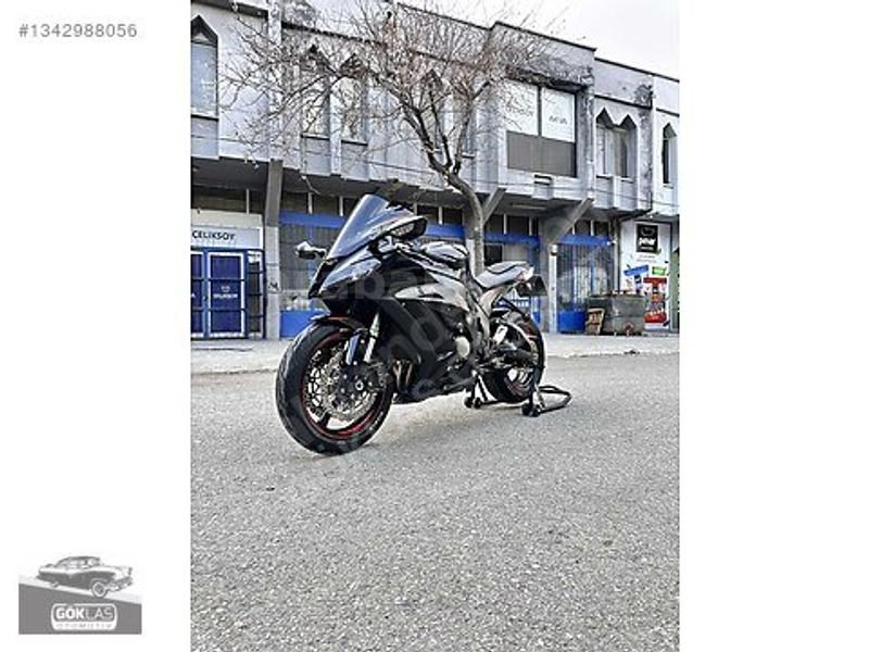 Galeriden Kawasaki Ninja ZX-10R 2013 Model Konya 52.000 KM Siyah