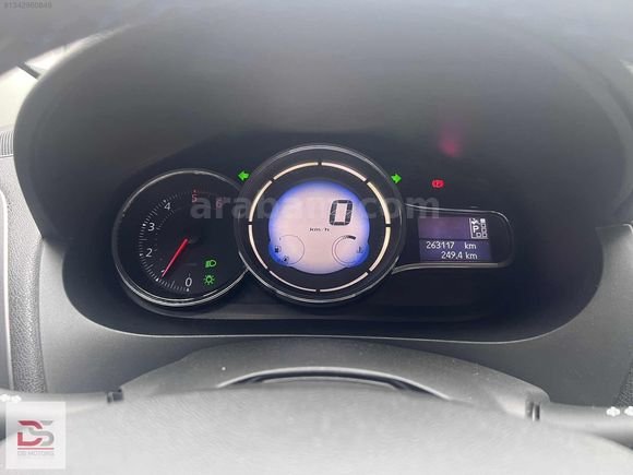 Galeriden Renault Megane 1.5 dCi Touch 2013 Model İstanbul 263.000