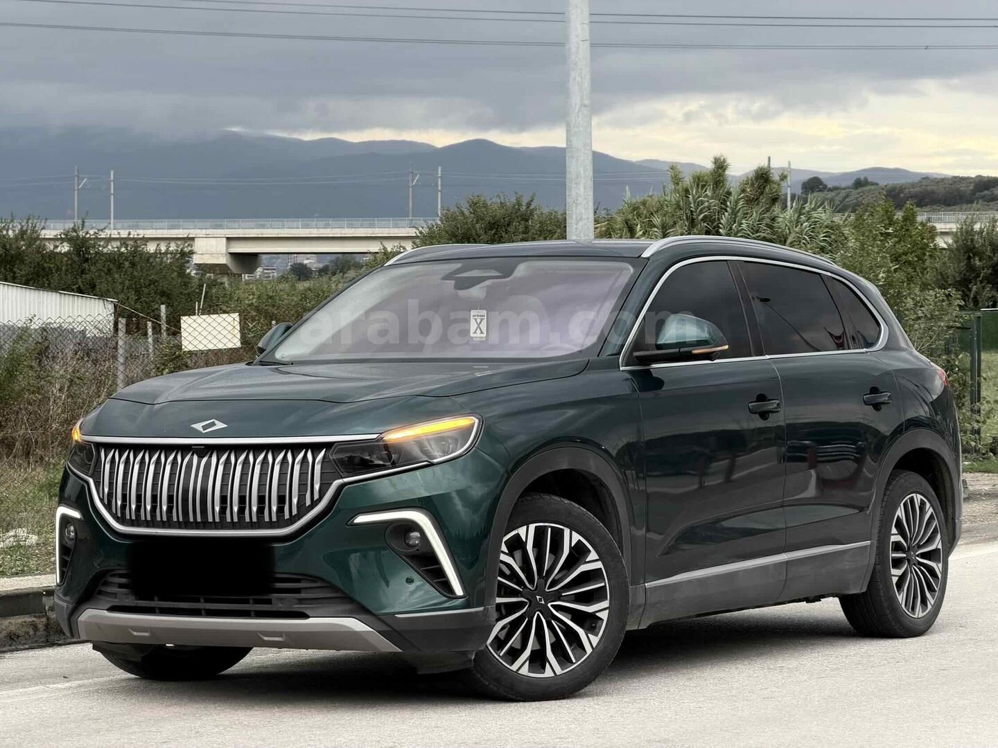 GTSページ Galeriden TOGG T10X V2 Uzun Menzil 2025 Model Batman 43.000 KM