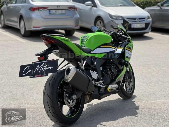 Galeriden Kawasaki Ninja ZX 6R 2025 Model Bursa 6.001 KM Yeşil