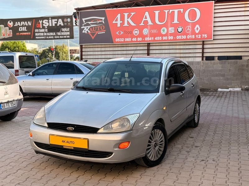 Galeriden Ford Focus 1.6 Ghia 2000 Model Osmaniye 379.000 KM Gri