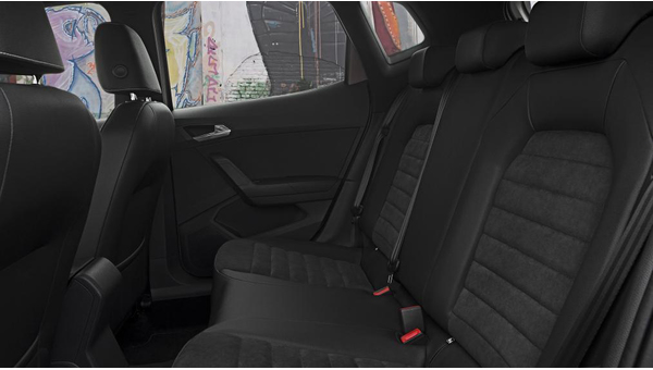 seat-arona (1).jpg