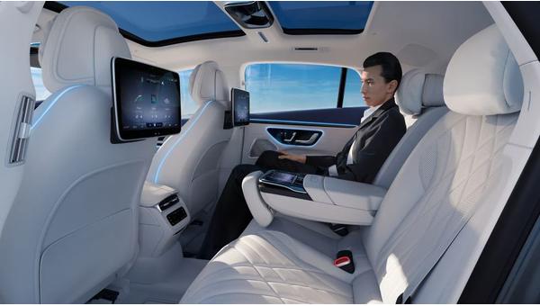 Mercedes-Benz EQS