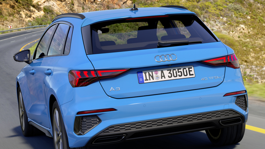 audi_a3_sportback_40_tfsi_e_s_line_73_018102010ab207e5.jpg