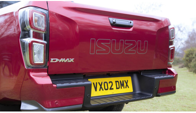 isuzu_d-max_v-cross_4_4_double_cab_31.jpg