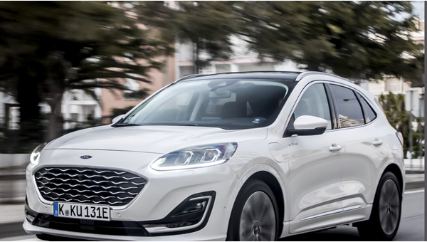 ford_kuga_vignale_plug-in_hybrid_5_047402df09eb077c.jpg