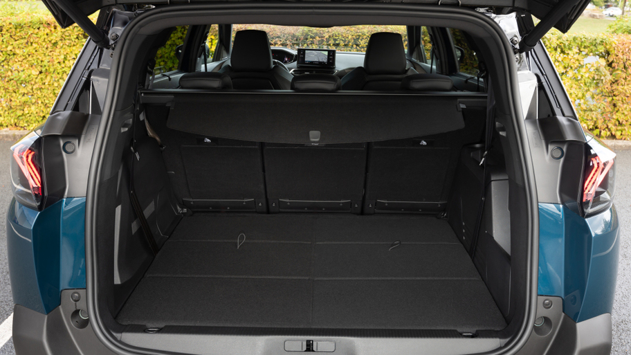 peugeot_5008_gt_286.jpg