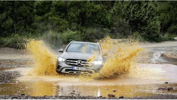 mercedes-glc-off-roader (15).jpg