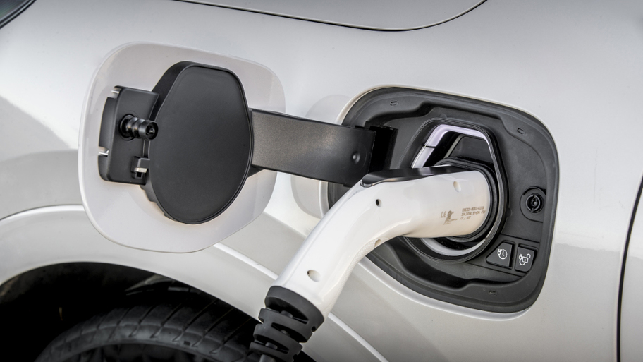 ford_kuga_vignale_plug-in_hybrid_91.jpg