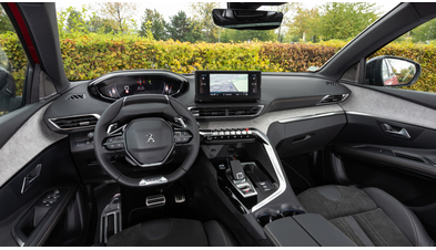 peugeot_3008_gt_71.jpg