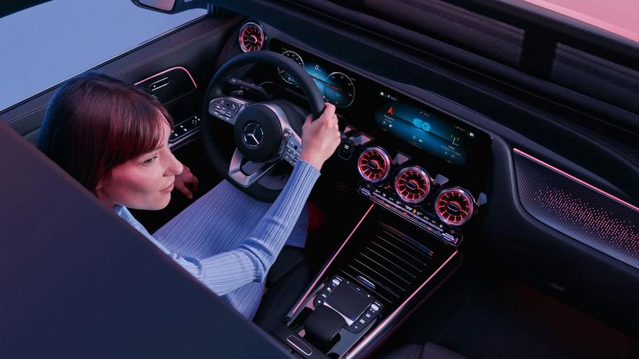 Mercedes-Benz EQA