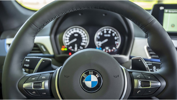 bmw_x1_xdrive25i_m_sport_8.jpg