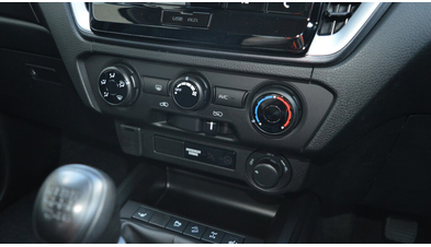 isuzu_d-max_dl20_double_cab_93.jpg