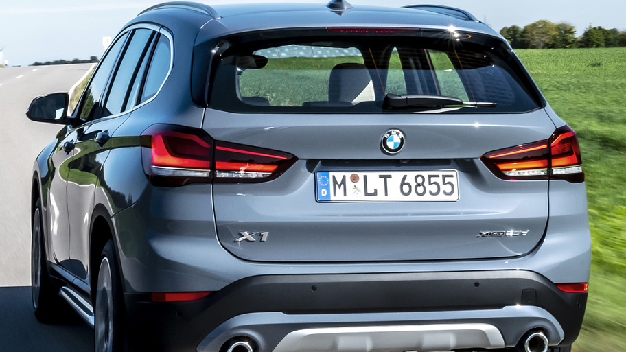 bmw_x1_xdrive25d_xline_337_06d406e209fc076f.jpg