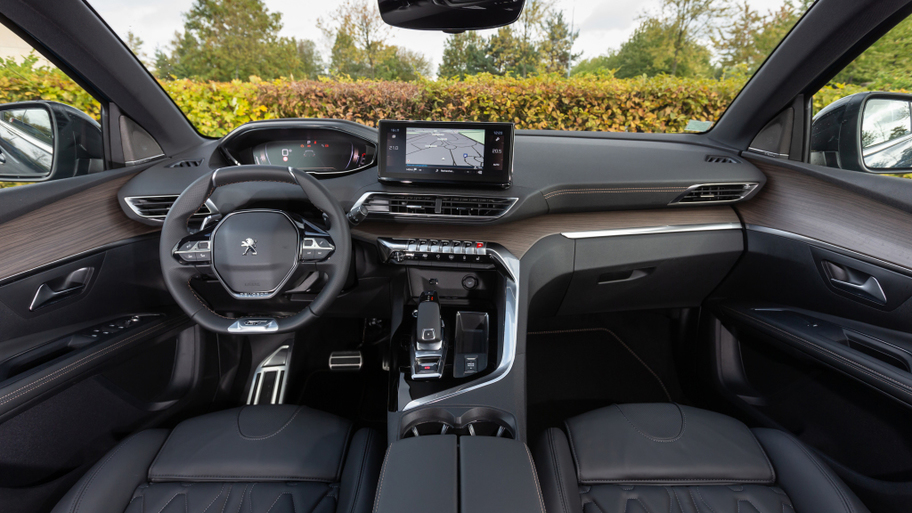 peugeot_5008_gt_89.jpg