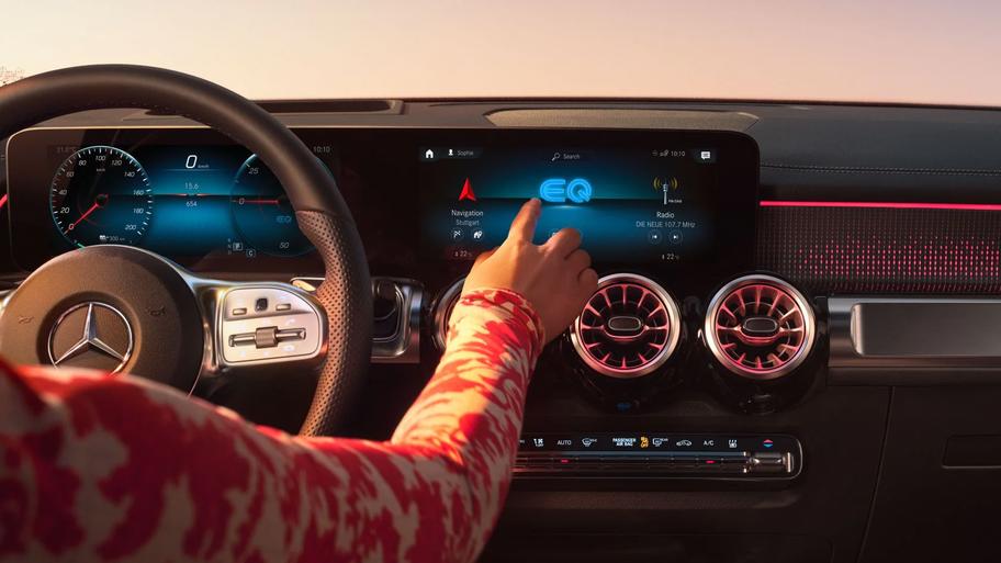 Mercedes-Benz EQB