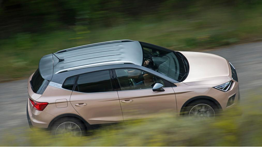 seat-arona (4).jpg
